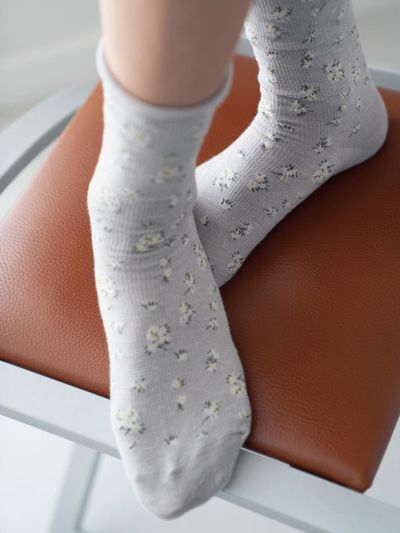 hiig Floral Socks [Gray]
