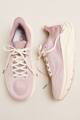 HOKA® Clifton 11 GLM Sneakers