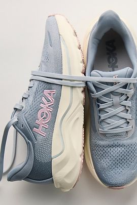 HOKA® HOKA Arahi 9 Sneakers