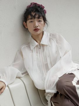 HOKUSPOKUS Sheer flower Blouson