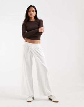 Hollister Hollister cozy wide leg pants in white
