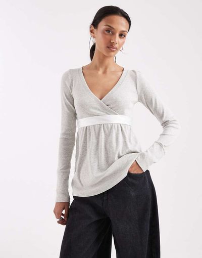 Hollister Hollister long sleeve v neck babydoll top in gray