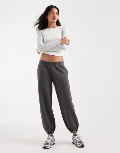 Hollister Hollister low rise baggy cuffed sweatpants in charcoal-Gray