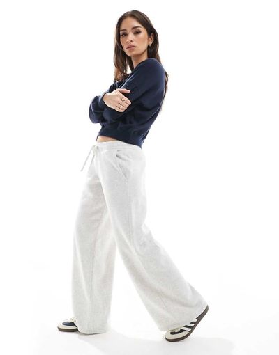 Hollister Hollister low rise baggy wide leg sweatpants in gray