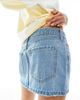 Hollister Hollister low rise mini frayed denim skirt in mid blue wash - 3