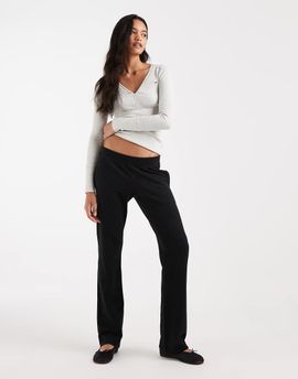 Hollister Hollister low rise slim fit sweatpants in black