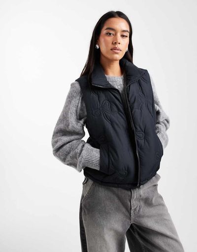 Hollister Hollister nylon puffer vest with bow pattern in black
