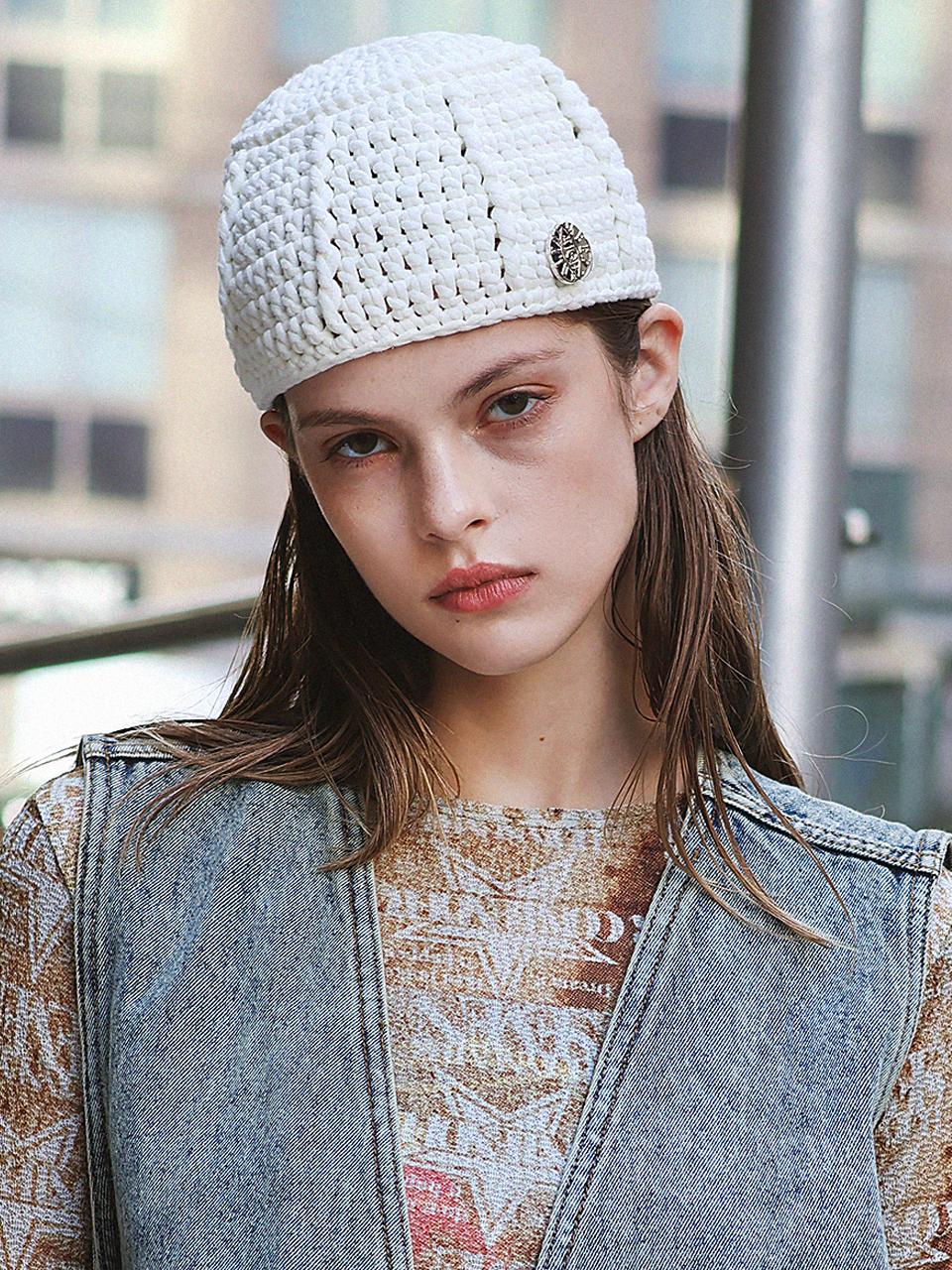 HOLY NUMBER 7 HANDMADE KNITTED BEANIE [WHITE]