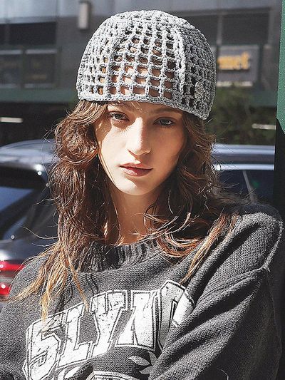 HOLY NUMBER 7 HANDMADE KNITTED NET BEANIE [SILVER]
