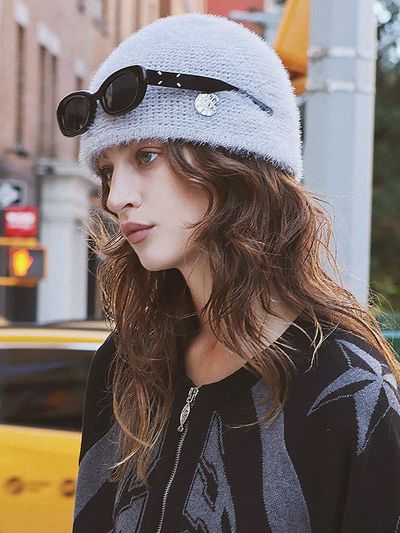 HOLY NUMBER 7 PEARL BEANIE [SILVER]
