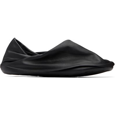 HOMME PLISSÉ ISSEY MIYAKE HOMME PLISSÉ ISSEY MIYAKE Black CAMPER Edition Peu Form Loafers
