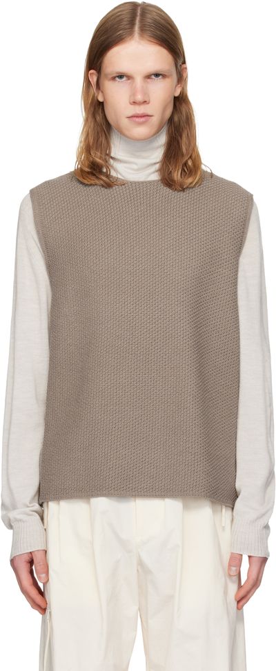 HOMME PLISSÉ ISSEY MIYAKE HOMME PLISSÉ ISSEY MIYAKE Taupe Rustic Knit Vest