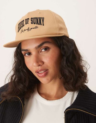 House of Sunny House of Sunny the power cap in tan-Brown