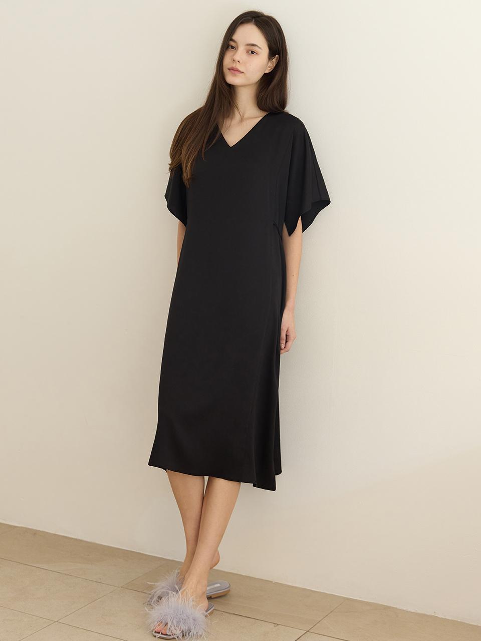 HUBBISH Crease Air Vanessa Dress [Black]