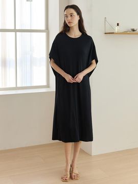 HUBBISH Fluid Dress [Black]