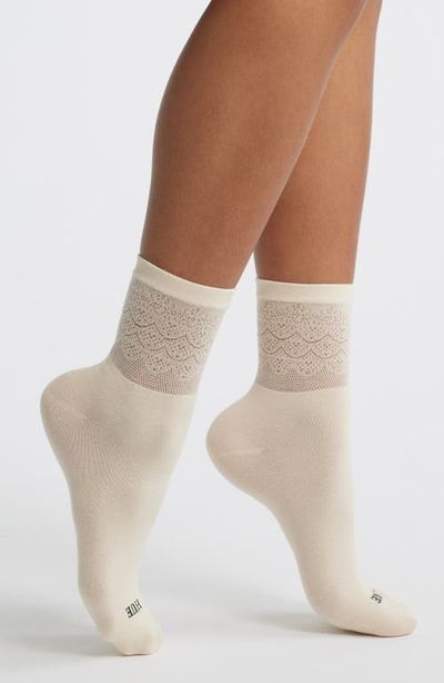 Hue Hue Lace Cuff Crew Socks