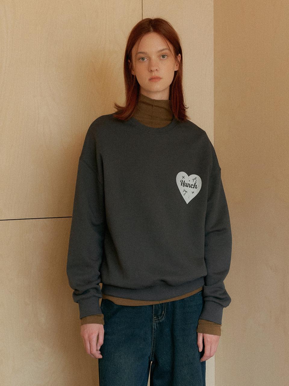 HUNCH Heart over sized sweatshirt