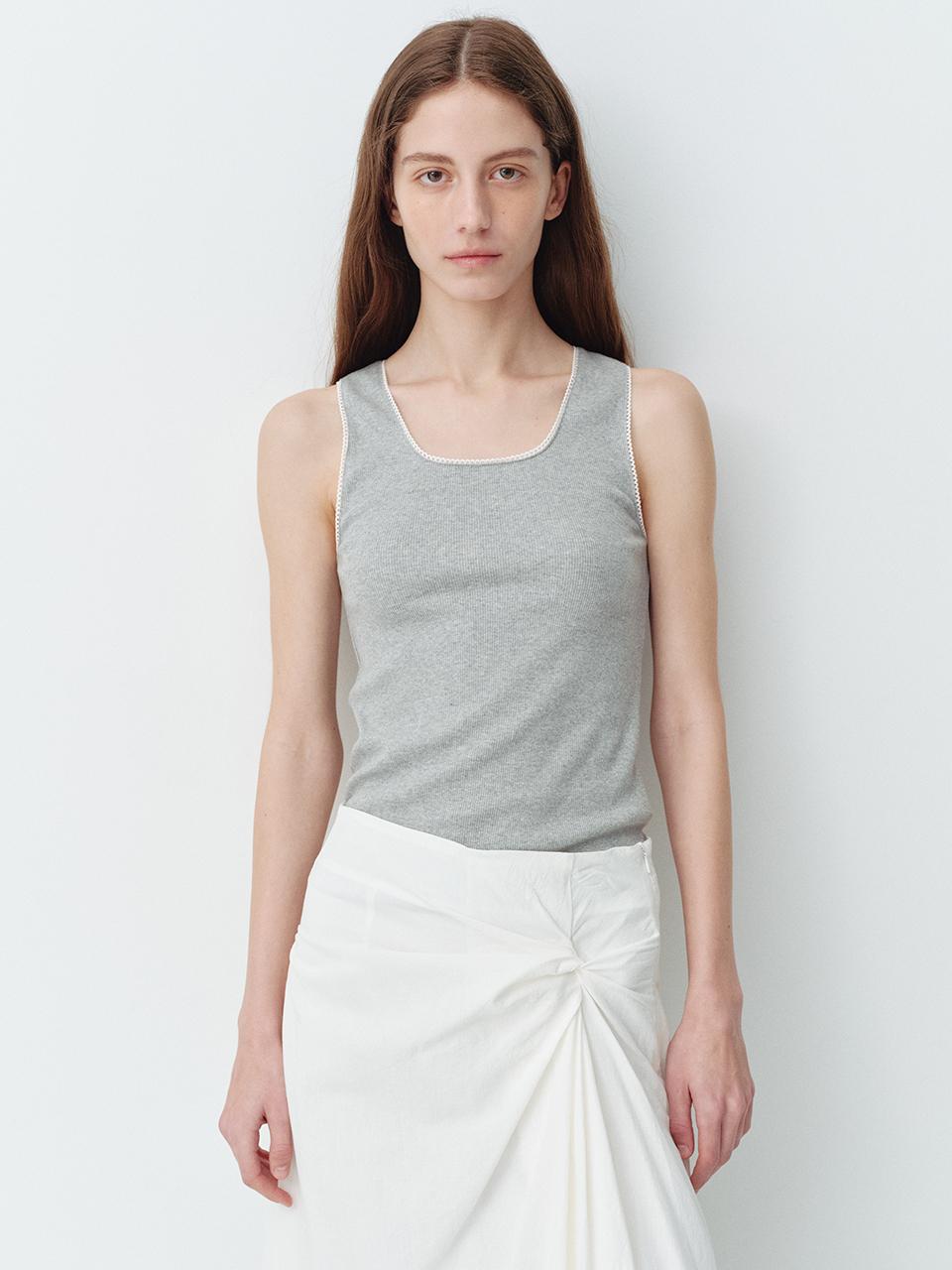 HUNCH Lace Point Sleeveless T-Shirt