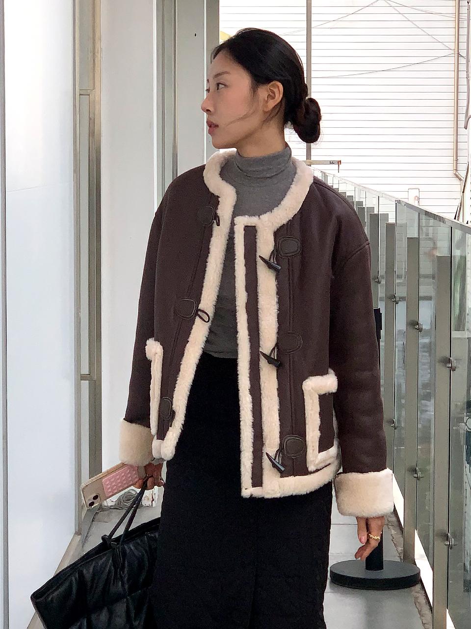 HUNCH Round neck shearling Jacket (2color)