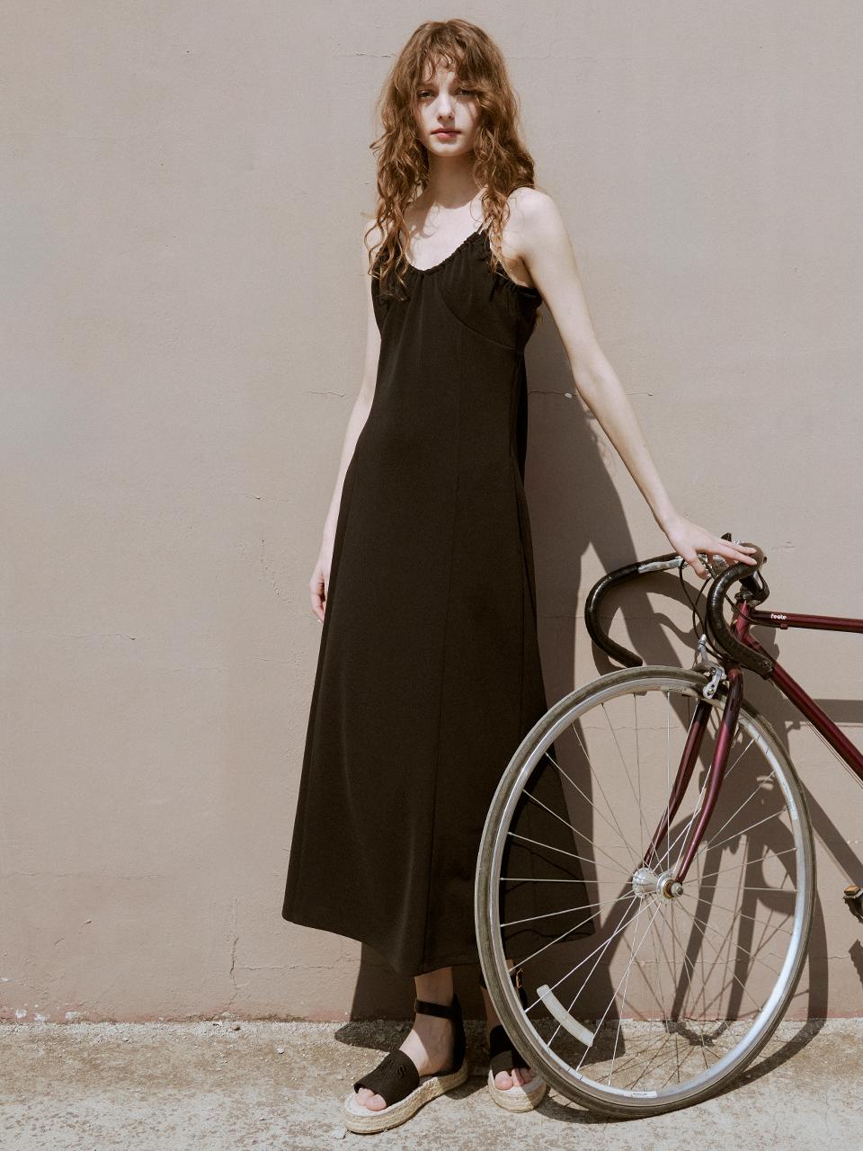 HUNCH Strap Shoulder Back Cut Out Midi Dress