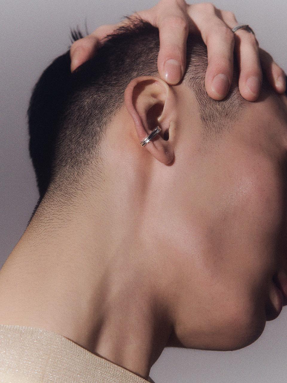 Hustad Sterling Silver Leaf Delicate Ear Cuff