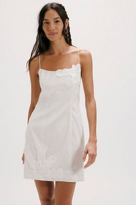Hutch - Liona Halter V-Neck Tulle Maxi Dress Hutch - Liona Halter V-Neck Tulle Maxi Dress