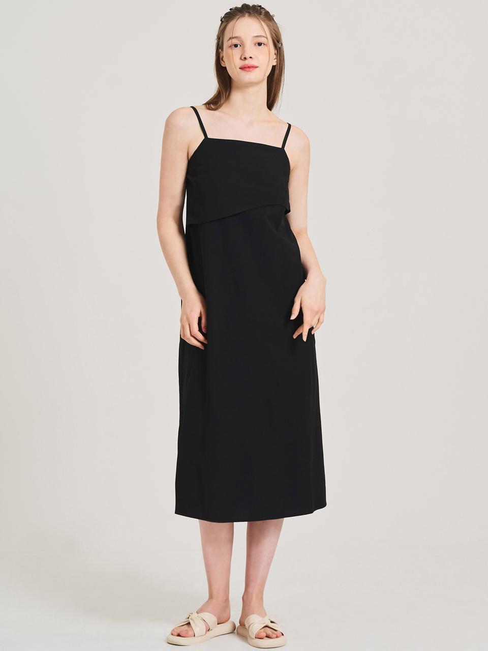 HYEYEONG KIM Buckle Sleeveless Square Neck Dress [Black]