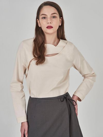 HYEYEONG KIM Cutout Cotton-Spandex Contemporary Blouse [Ivory]