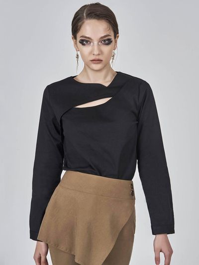 HYEYEONG KIM Cutout Diagonal Premium Cotton Blend Blouse [Black]
