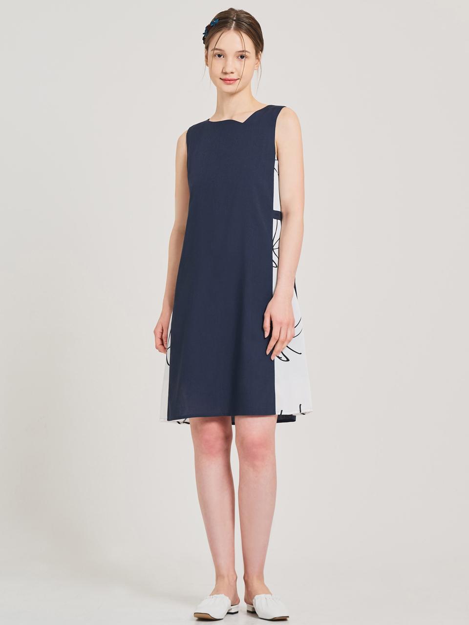 HYEYEONG KIM Satin Tent Sleeveless Midi Dress [Navy]
