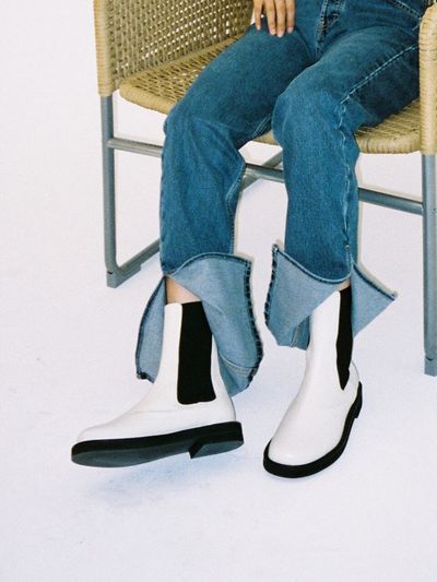 HYOON DEXTER Boots - EGG SHELL