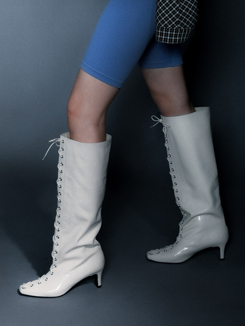 HYOON Lumina Boots- White