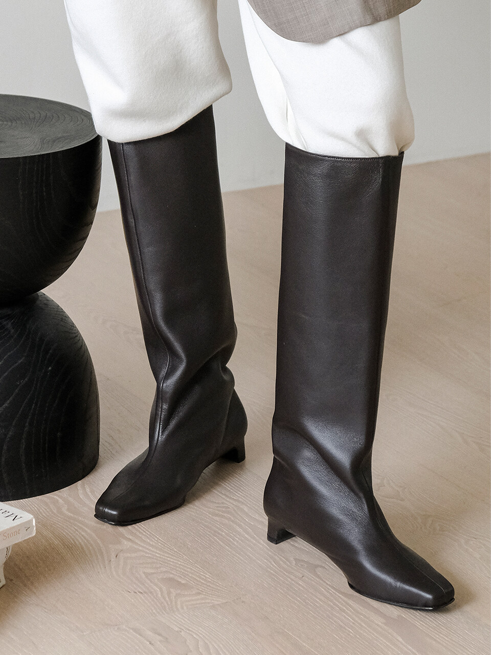 HYOON SAMANTHA KNEE HIGH BOOTS