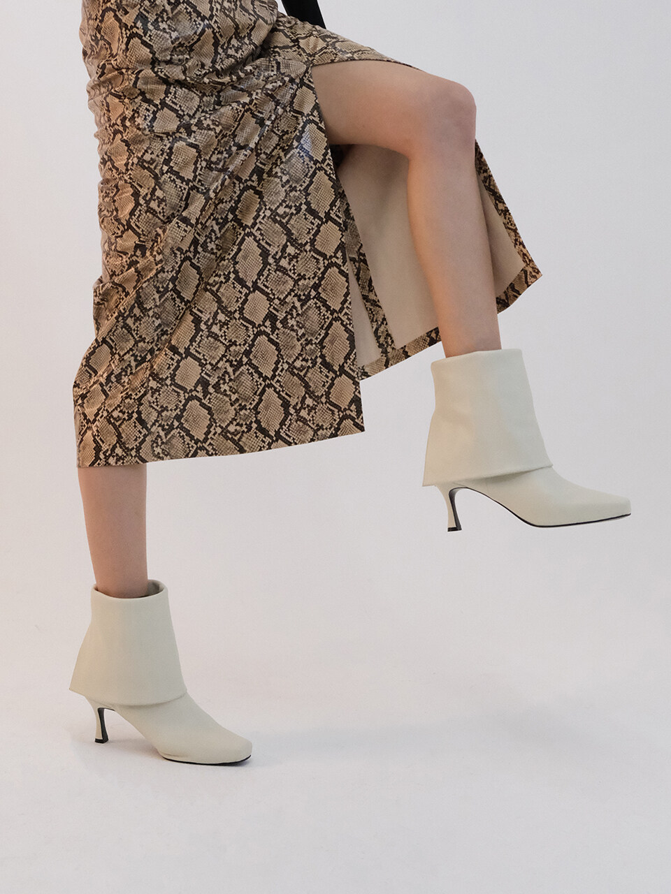 HYOON WANDA BOOTS