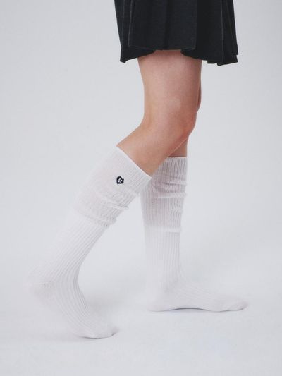i hate monday IHM Logo Point Knee Socks [White] (IHM250336)