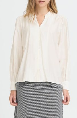 ICHI ICHI Ihjula Long Sleeve Button-Up Knit Top