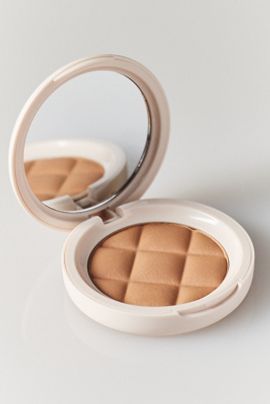 ICONIC London Blurring Bronzer