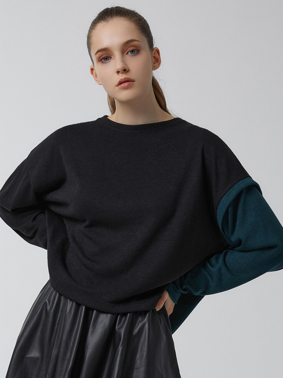 ifg5 Tess Semi Cropped T-shirt