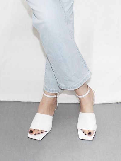 IGINOA Square BB Strap Sandal Heel