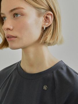 Ihr [925 SILVER] HALF CRYSTAL EARRING