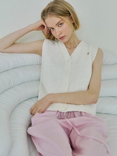 Ihr BUTTON KNIT VEST / WHITE