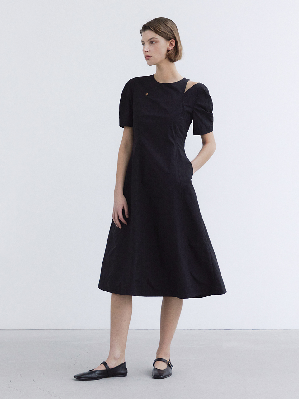 Ihr Cut-out Puff Dress - Black