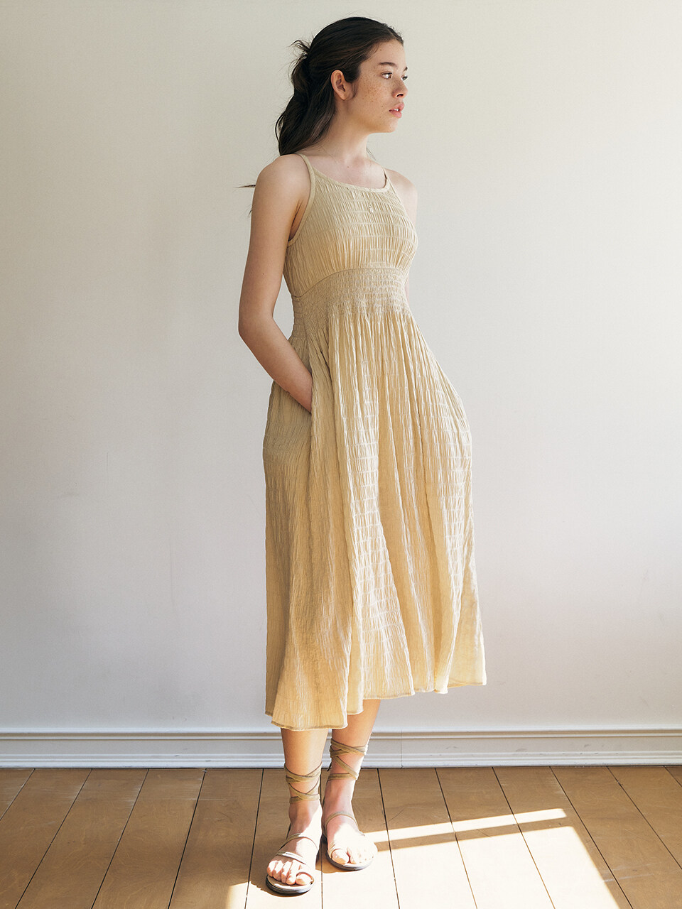 Ike Summer_Sleeveless Smocking Band Dress - Beige