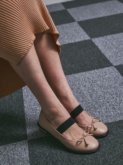 IN THE STAR Round Heel Ribbon Flat Shoes