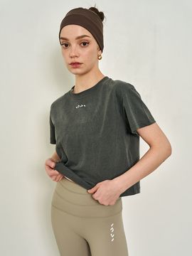INJIACTIVE Boxy Logo Crop T-Shirt_Pigment Gray