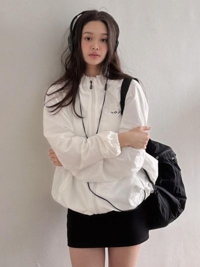 INJIACTIVE INZI Active Nylon Windbreaker [White]