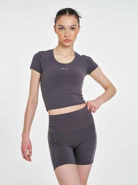 INJIACTIVE Low Scoop Crop Tee_ Gray