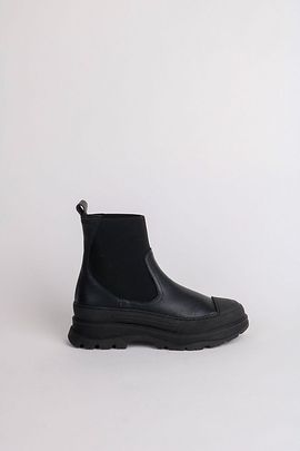 Intentionally Blank Intentionally Blank Court Lug Sole Platform Boot in Black, Women's at Urban Outfitters