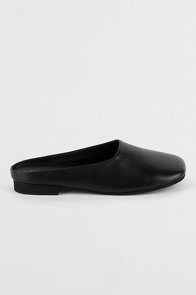 Intentionally Blank Intentionally Blank Sync Mule in Black, Women's at Urban Outfitters