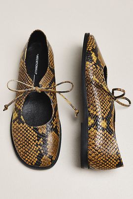 Intentionally Blank Spaces Bow Ballet Flats